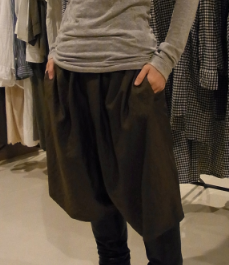 シルクサルエルパンツ