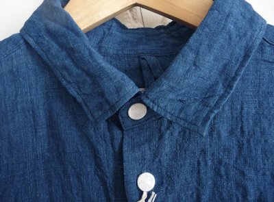 neckline of INDIGO SHIRT